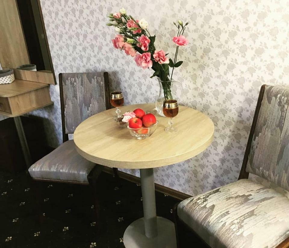 Rioro Hotel Myrhorod Eksteriør billede
