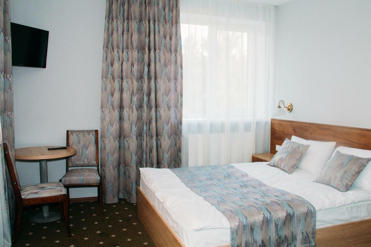 Rioro Hotel Myrhorod Eksteriør billede